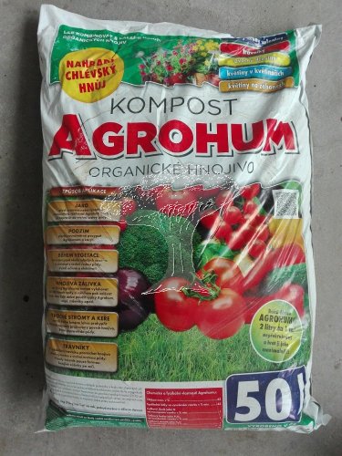 Agrohum fermentované slepičince 20kg
